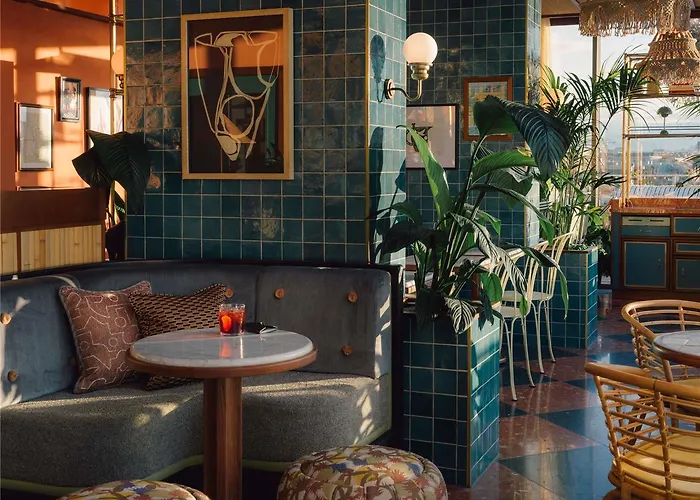 The Hoxton, Hotel