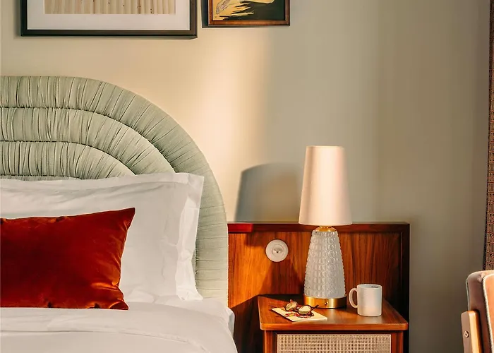 Hotel The Hoxton, *